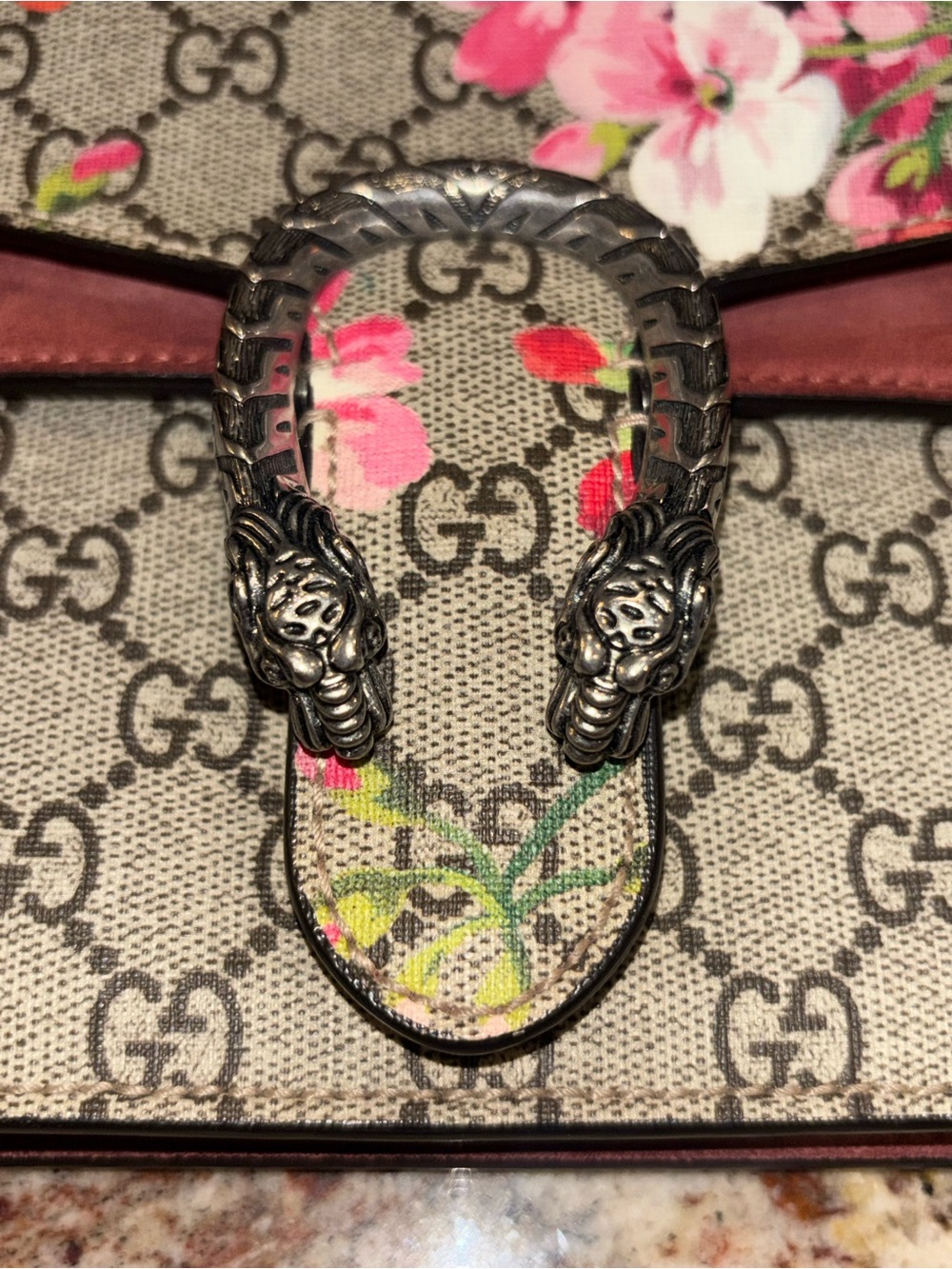 Gucci Floral GG Supreme Blooms Small Dionysus - Picture 2 of 11